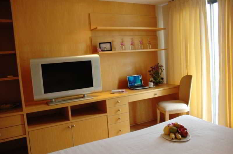 Twothree A Homely Hotel - Sha Extra Plus Banguecoque Exterior foto