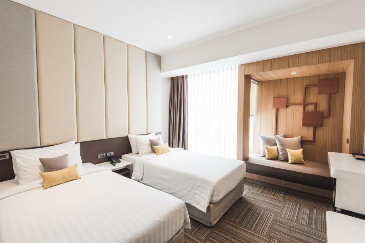 Twothree A Homely Hotel - Sha Extra Plus Banguecoque Exterior foto