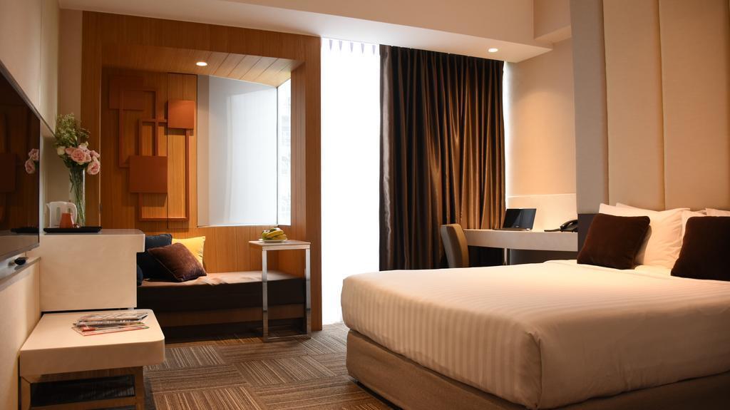Twothree A Homely Hotel - Sha Extra Plus Banguecoque Exterior foto